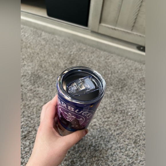 Coraline designed 20oz stainless steel tumbler with lid and metal straw - Picture 4 of 4